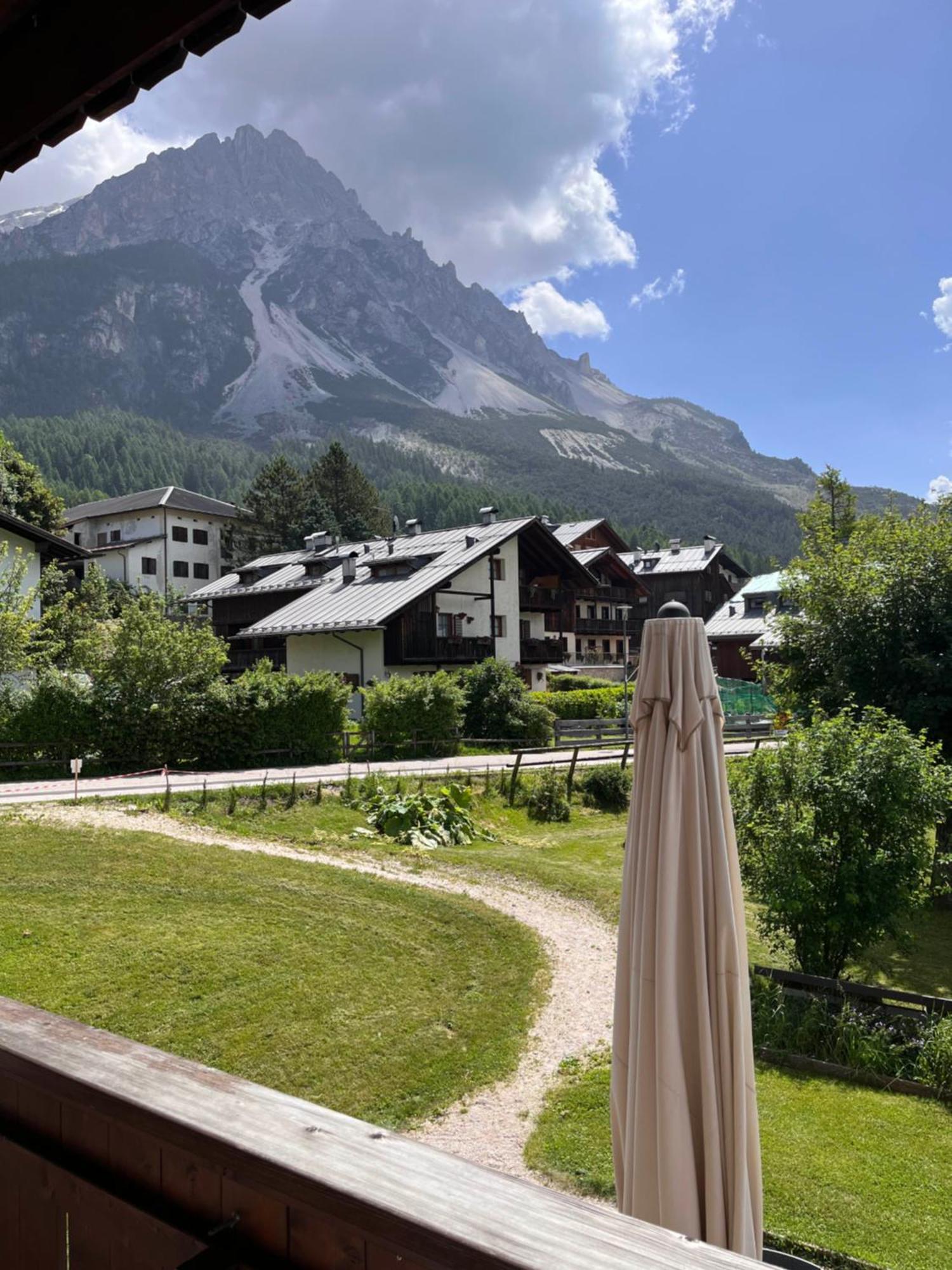 Hotel Albergo Dolomiti San Vito di Cadore Exterior photo