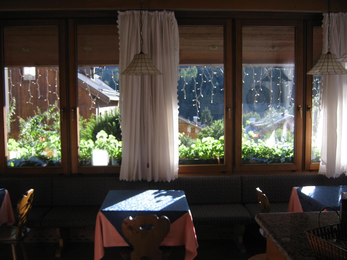 Hotel Albergo Dolomiti San Vito di Cadore Exterior photo