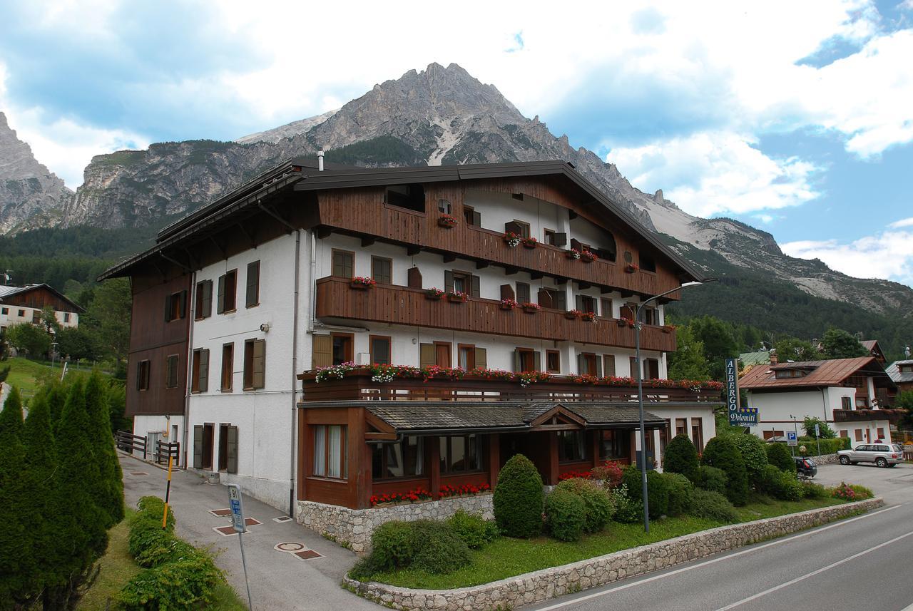 Hotel Albergo Dolomiti San Vito di Cadore Exterior photo