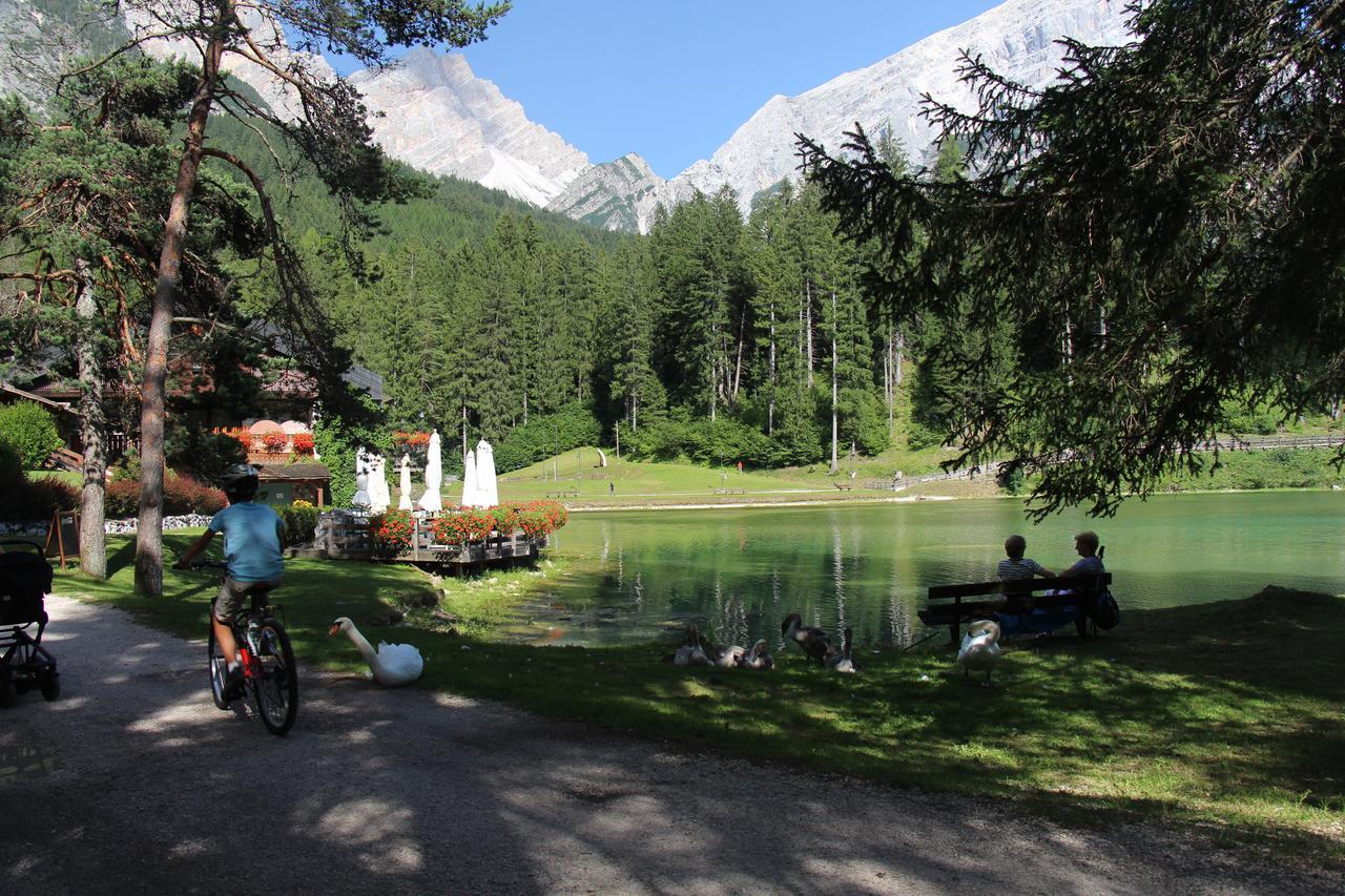 Hotel Albergo Dolomiti San Vito di Cadore Exterior photo