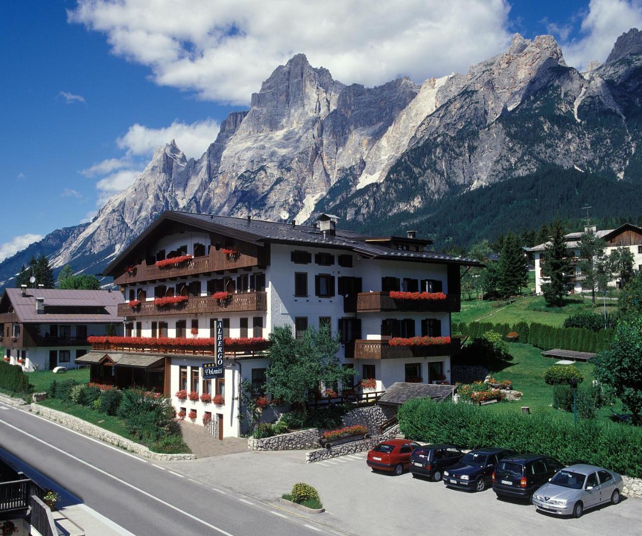 Hotel Albergo Dolomiti San Vito di Cadore Exterior photo